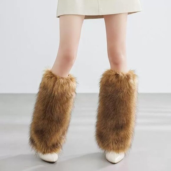 Fluffy Soft Boot Cuffs Covers + Faux Fur Furry Bucket Hat main image 4
